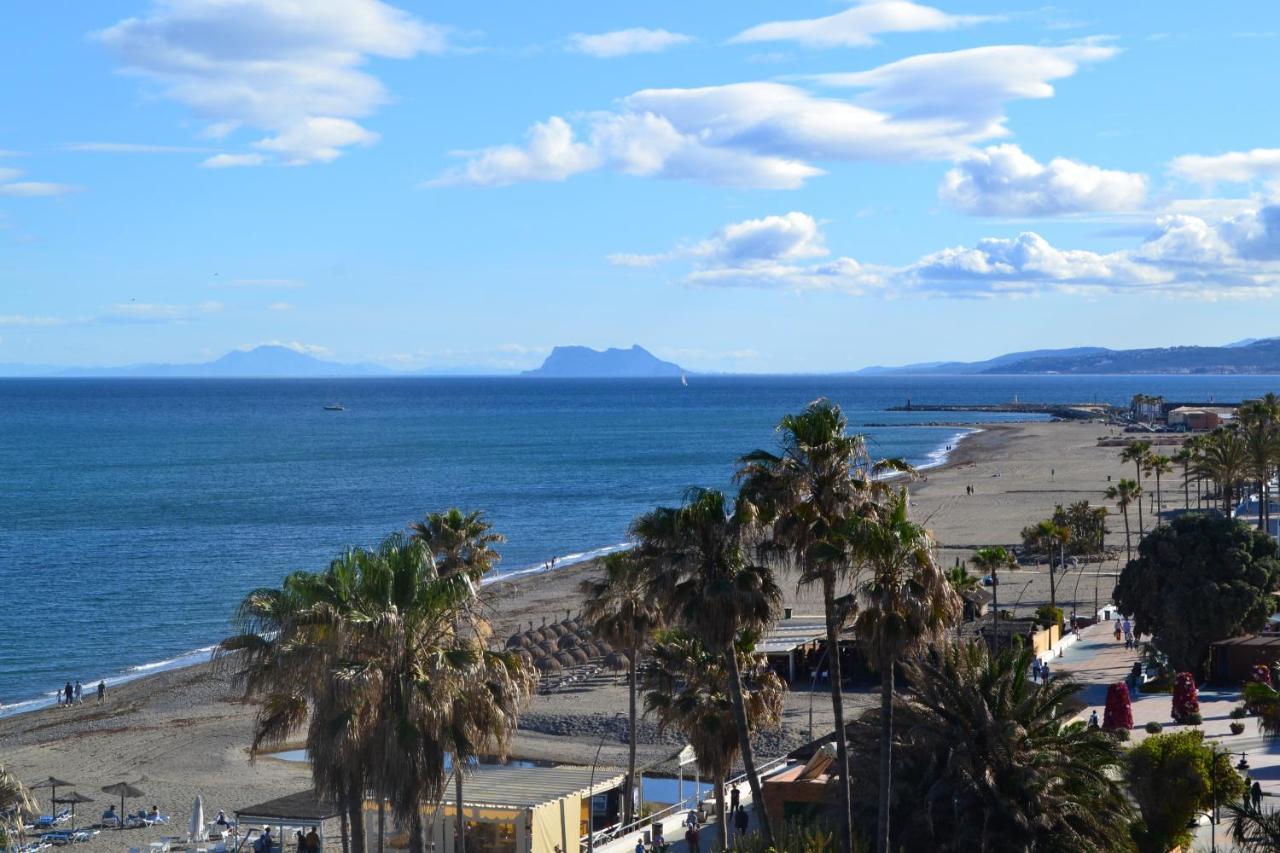 Sunnypalms - Beachfront Penthouse With Stunning Sea View Estepona Luaran gambar