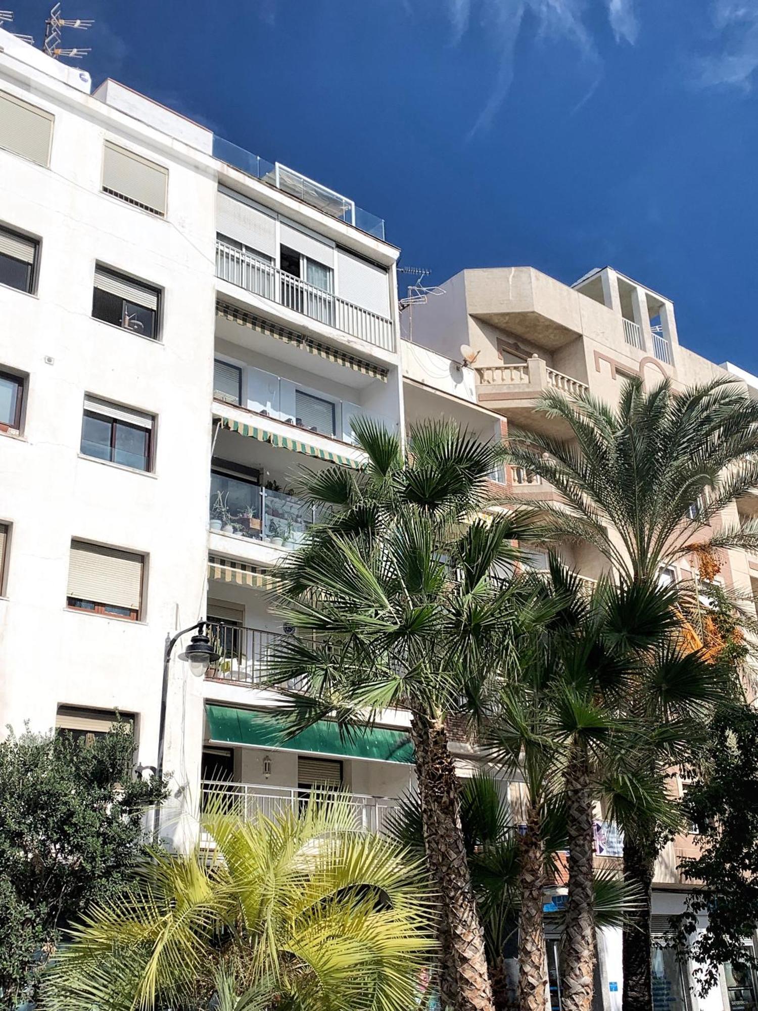 Sunnypalms - Beachfront Penthouse With Stunning Sea View Estepona Luaran gambar