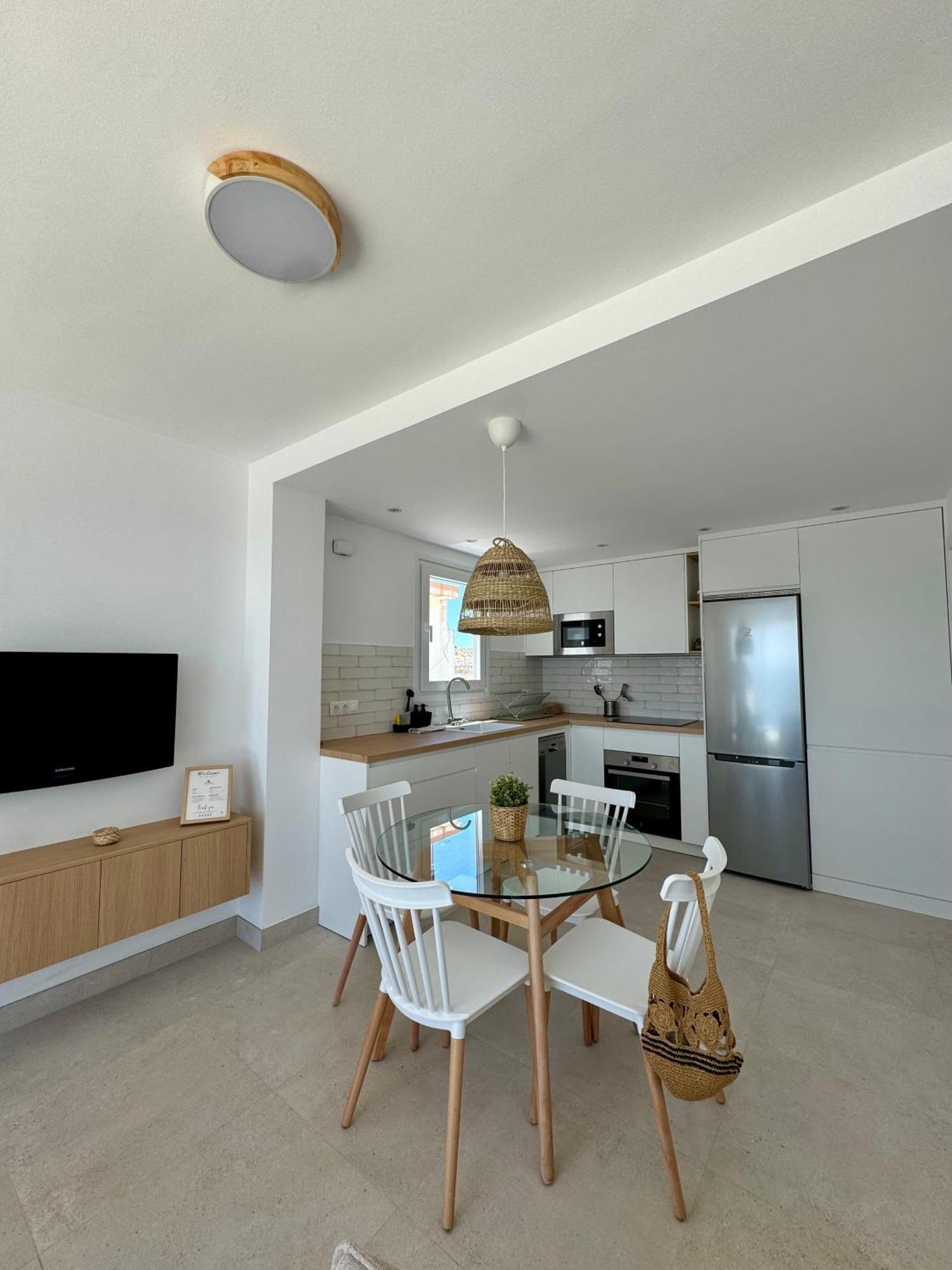 Sunnypalms - Beachfront Penthouse With Stunning Sea View Estepona Luaran gambar