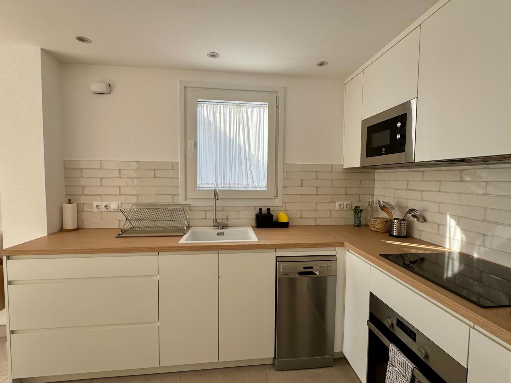 Sunnypalms - Beachfront Penthouse With Stunning Sea View Estepona Luaran gambar